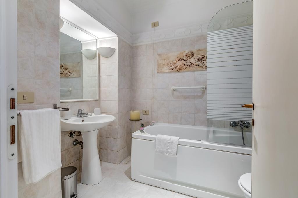 Veneto Excelsior Suite Roma Camera foto